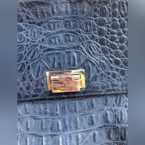 Kate Spade Crocodile embossed Doris purse - Picture 2 of 13